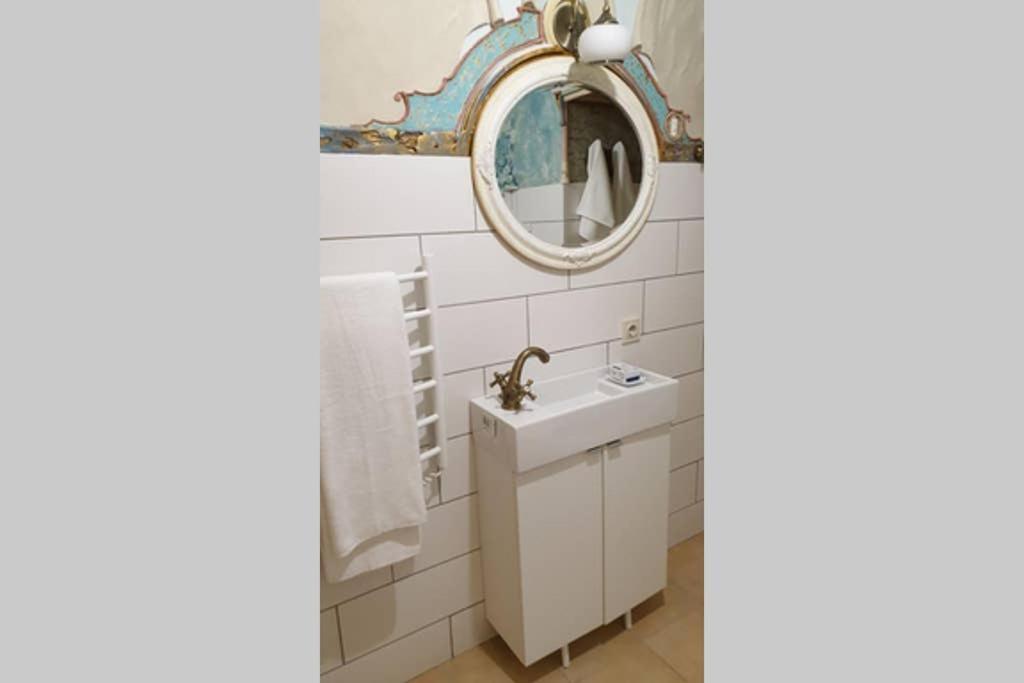Apartment Beautiful One Bedroom In Old Town Vilnius